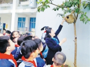 南宁市滨湖路小学开展“童趣廊”种植活动